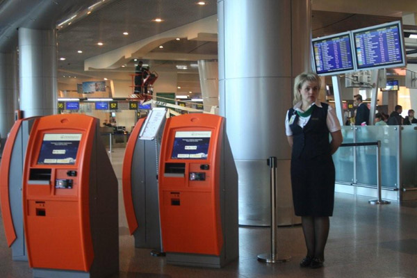 Новые киоски регистрации в аэропорту Швеции