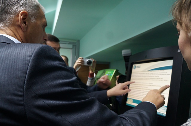 Многофункциональные центры Сахалина обработали заявки свыше 27 000 человек